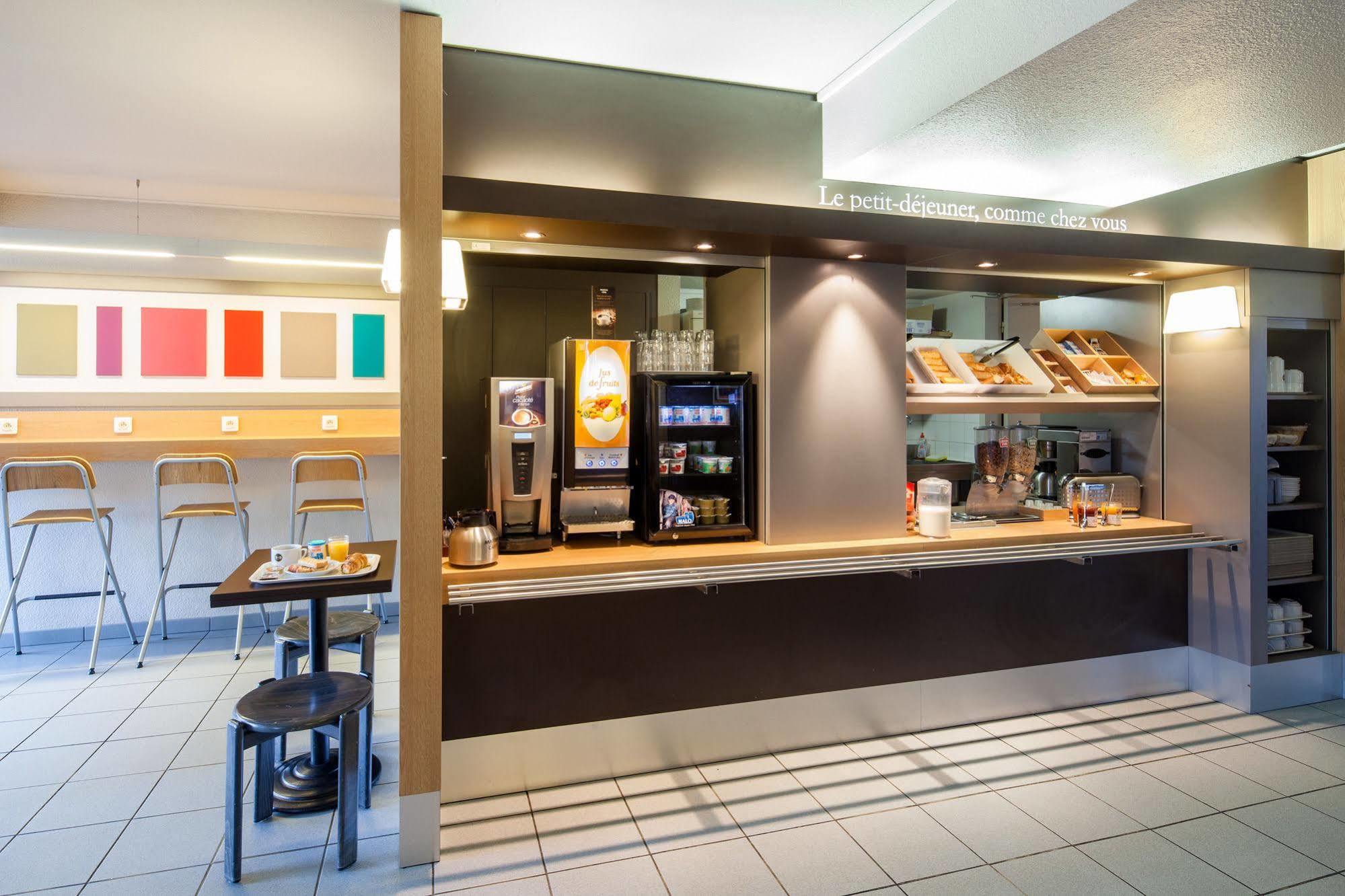 B&B Hotel Chartres Le Coudray מראה חיצוני תמונה